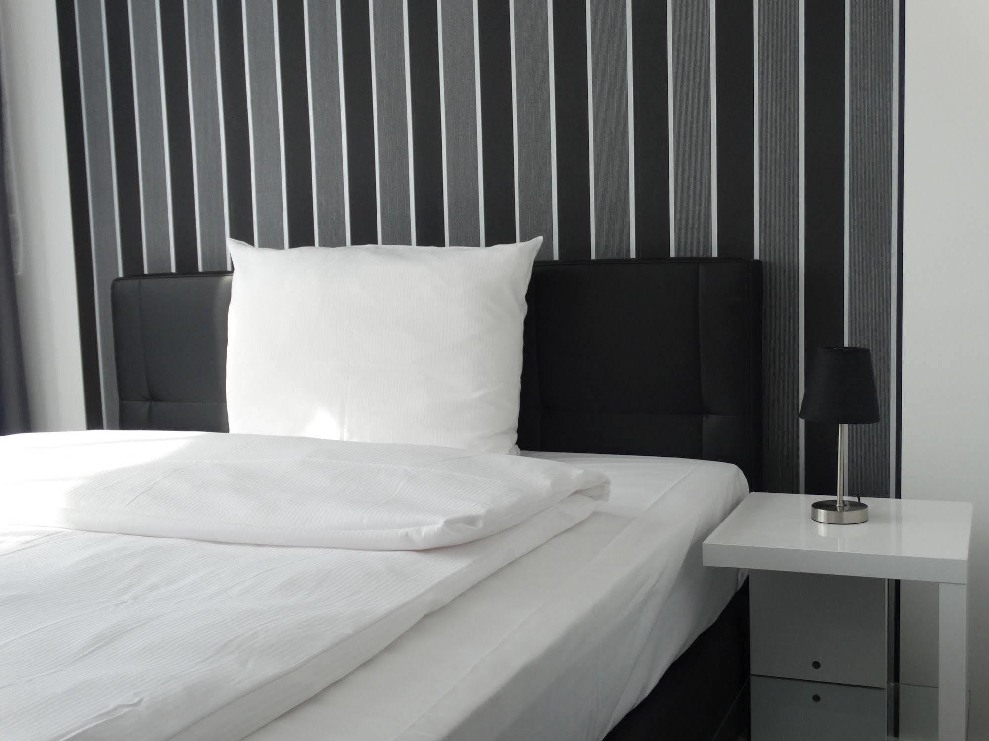 Hotel Stay Essen Exteriör bild
